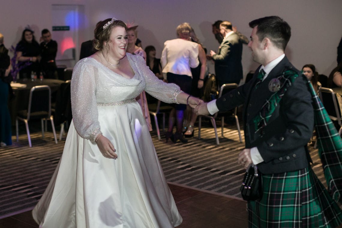newlyweds performing first dance