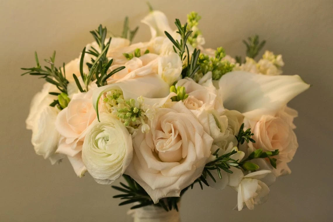 bridal bouquet white and pink roses