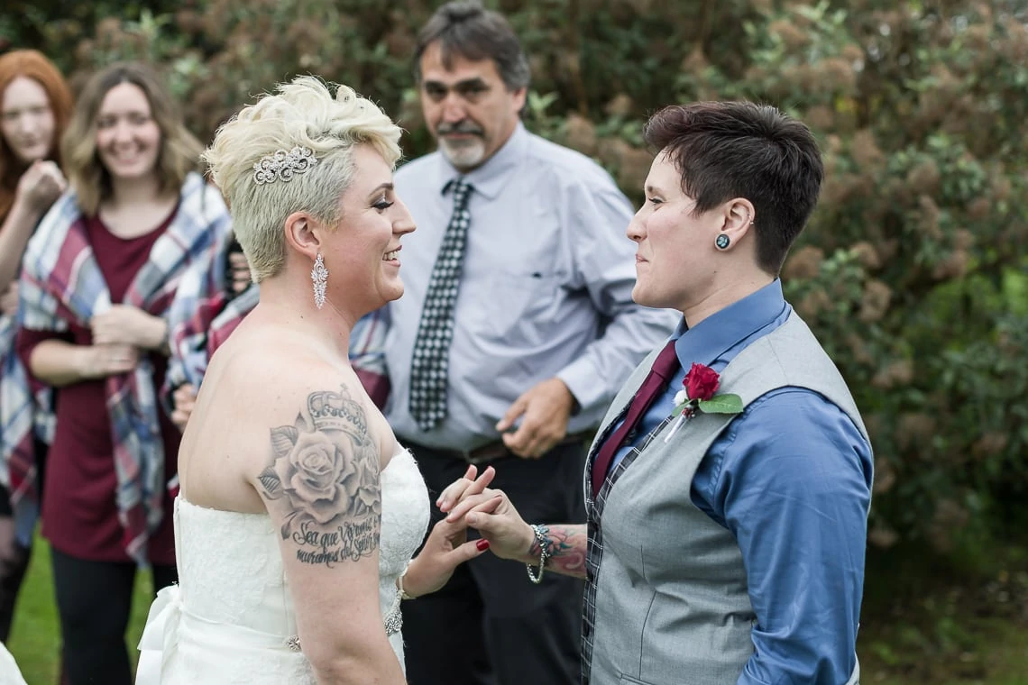 lesbian first look pre-ceremony