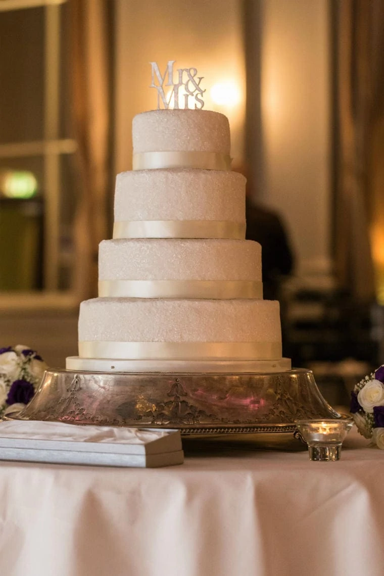 King's Hall wedding cake