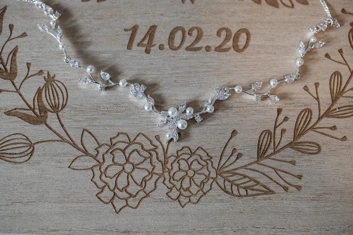 bridal jewelry necklace