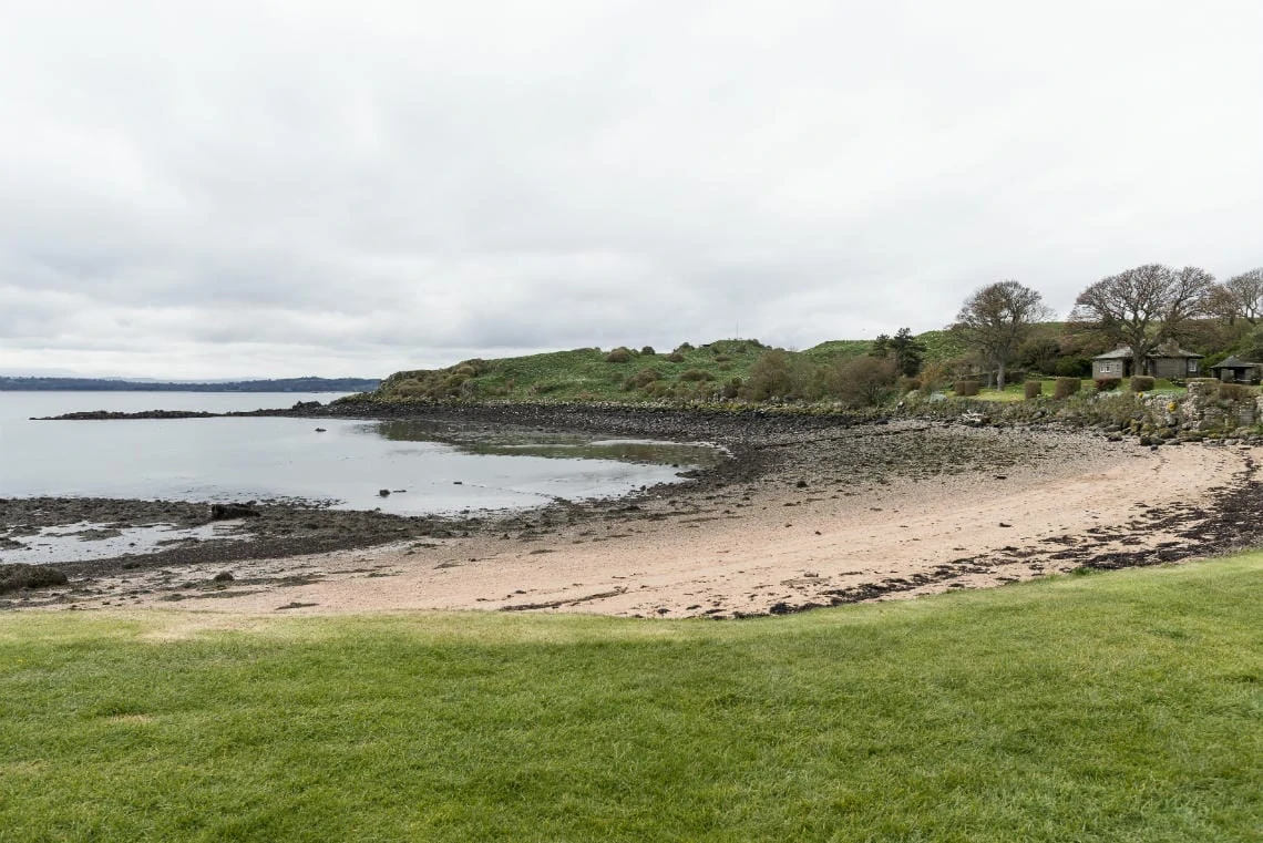 Inchcolm Island beach in front of the Abbey