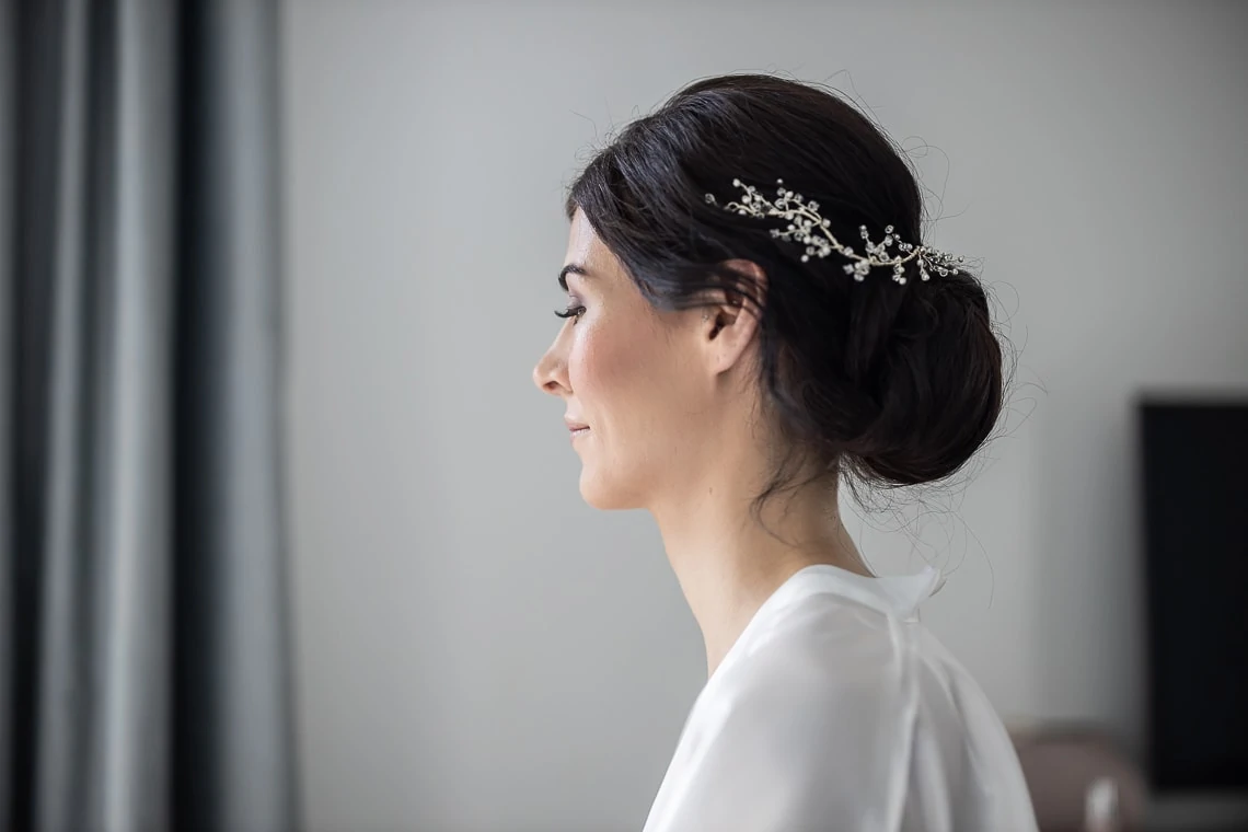 beautiful bride Gemma headwait and hair detail photo