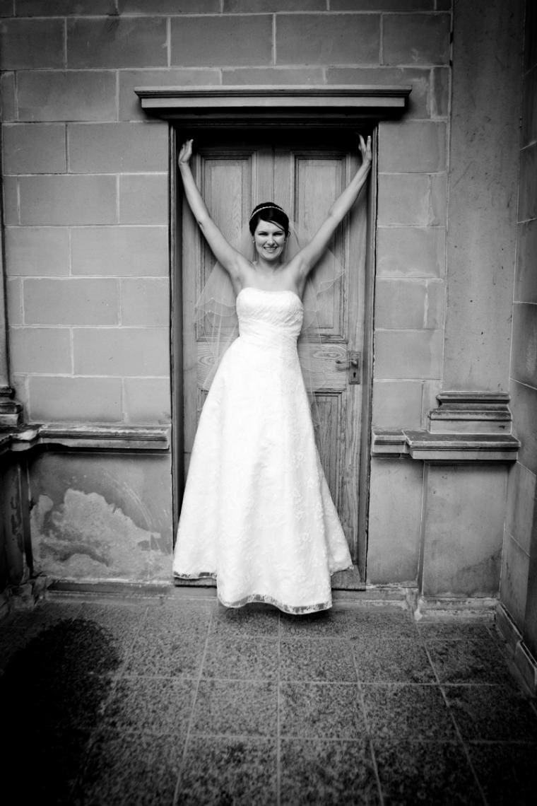 bridal pose outside the entrance
