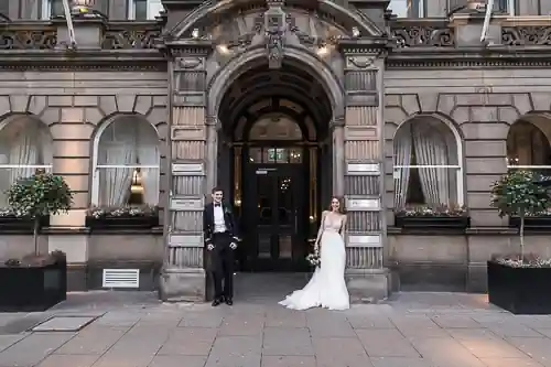 The George Hotel Edinburgh - see our real newlyweds on their wedding day at this luxury Scottish city centre location.