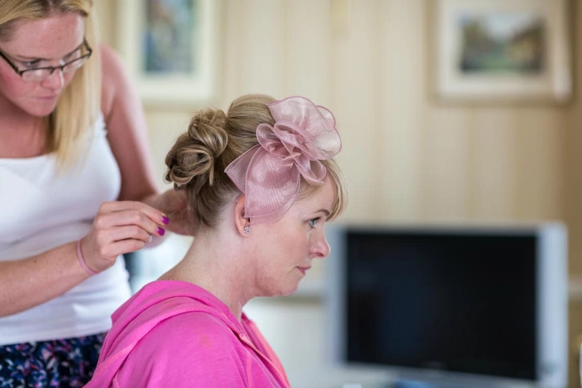 bridesmaid hairdressing