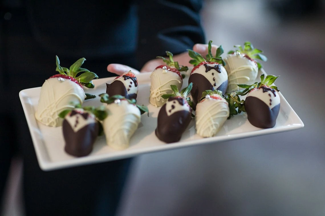 canape of strawberry chocolate dip