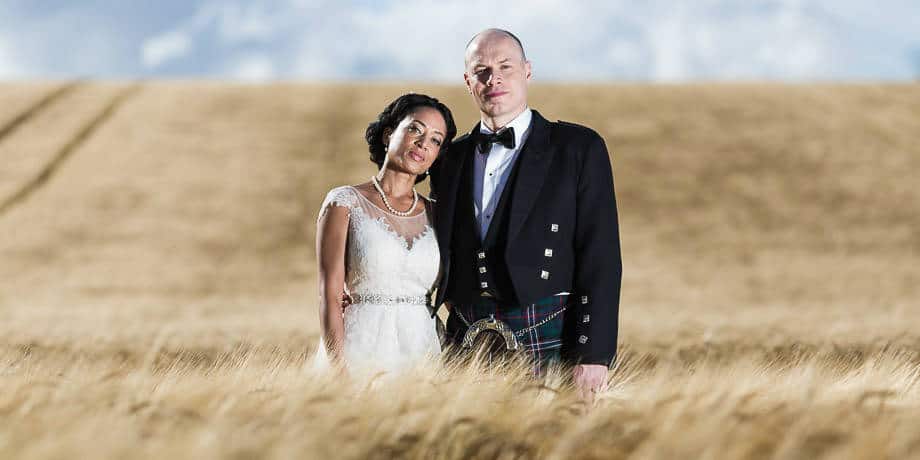 wedding-photographer-in-Edinburgh-dalhousie-castle-2000